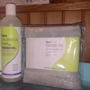 DevaCurl Ultra Defining with Micro Small Towel